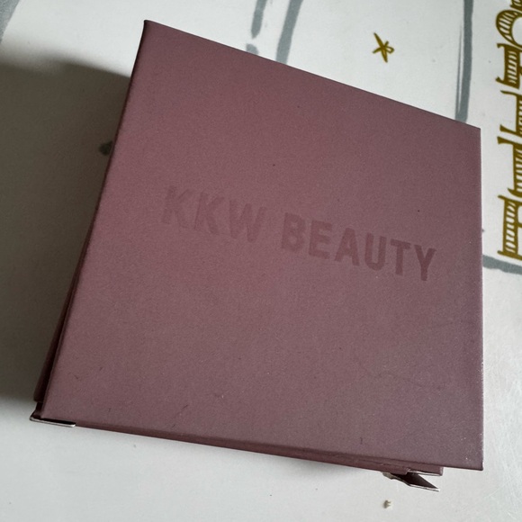 KKW Beauty blush - Picture 2 of 4